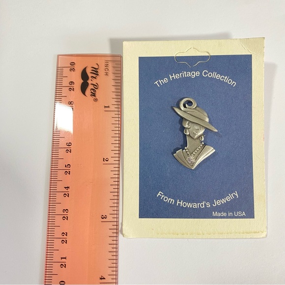 Lady with Hat Rhinestone Brooch Pin JJ Signed High Society Fancy - Picture 4 of 4